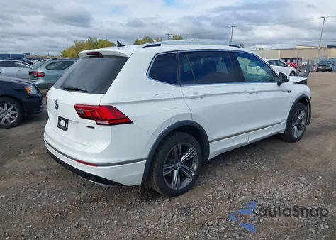 2019 Volkswagen Tiguan 2.0T Se/2.0T Sel/2.0T Sel R-Line/2.0T Sel R-Line Black из США, поврежденный, VIN 3VV2B7AX8KM009229